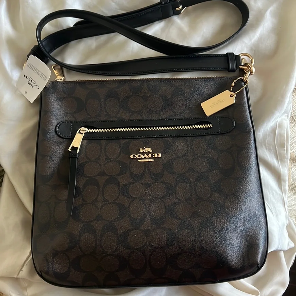 Coach Crossbody Bag black and brown gold detail - Picture 1 of 4